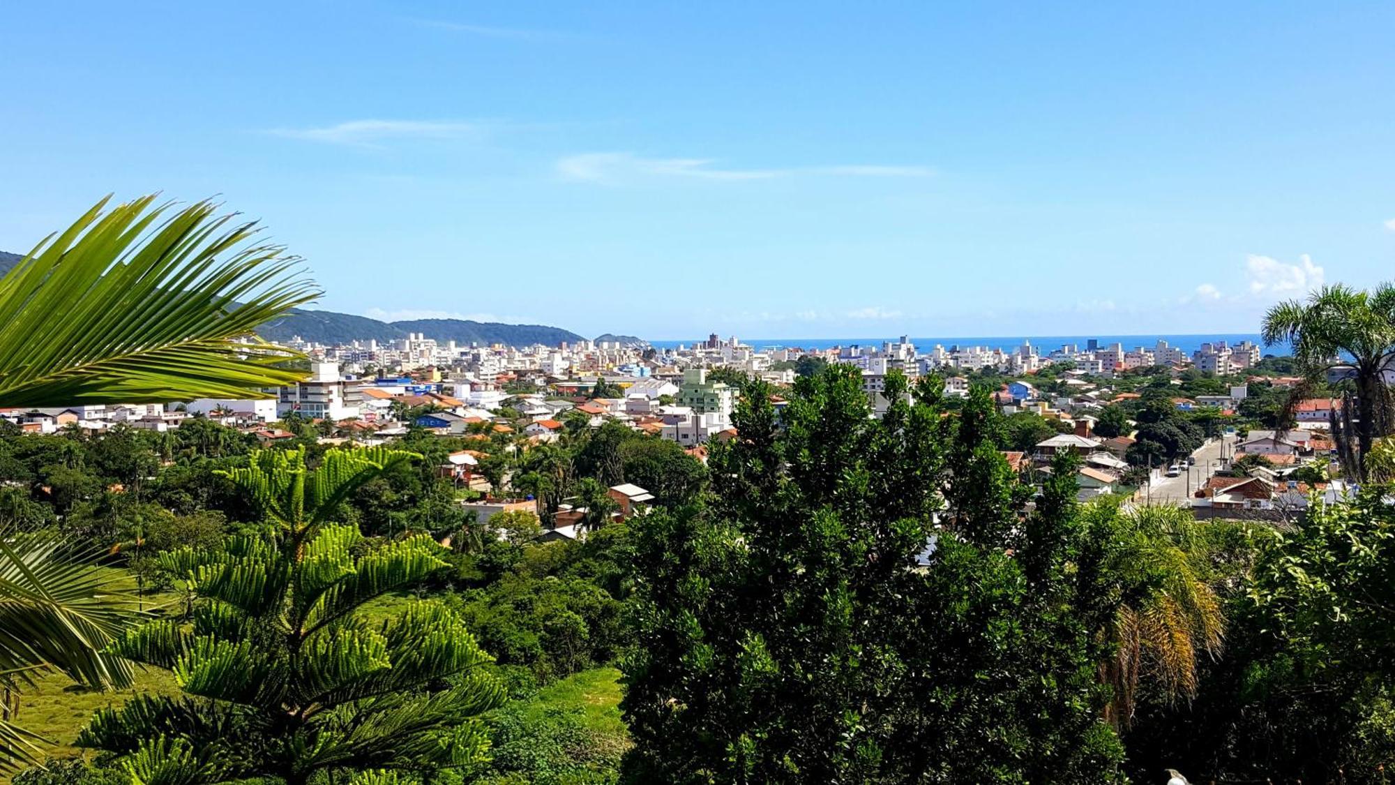 Ilha Da Gale Tourist Hotel Fazenda De Bombas 邦比尼亚斯 外观 照片