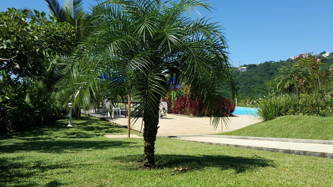 Ilha Da Gale Tourist Hotel Fazenda De Bombas 邦比尼亚斯 外观 照片