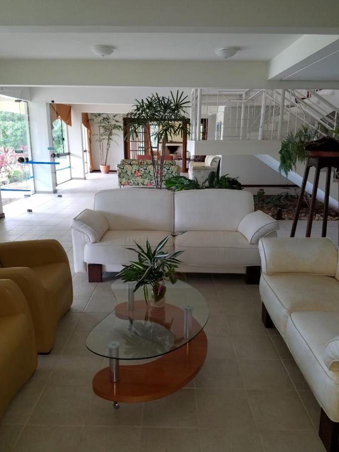 Ilha Da Gale Tourist Hotel Fazenda De Bombas 邦比尼亚斯 外观 照片