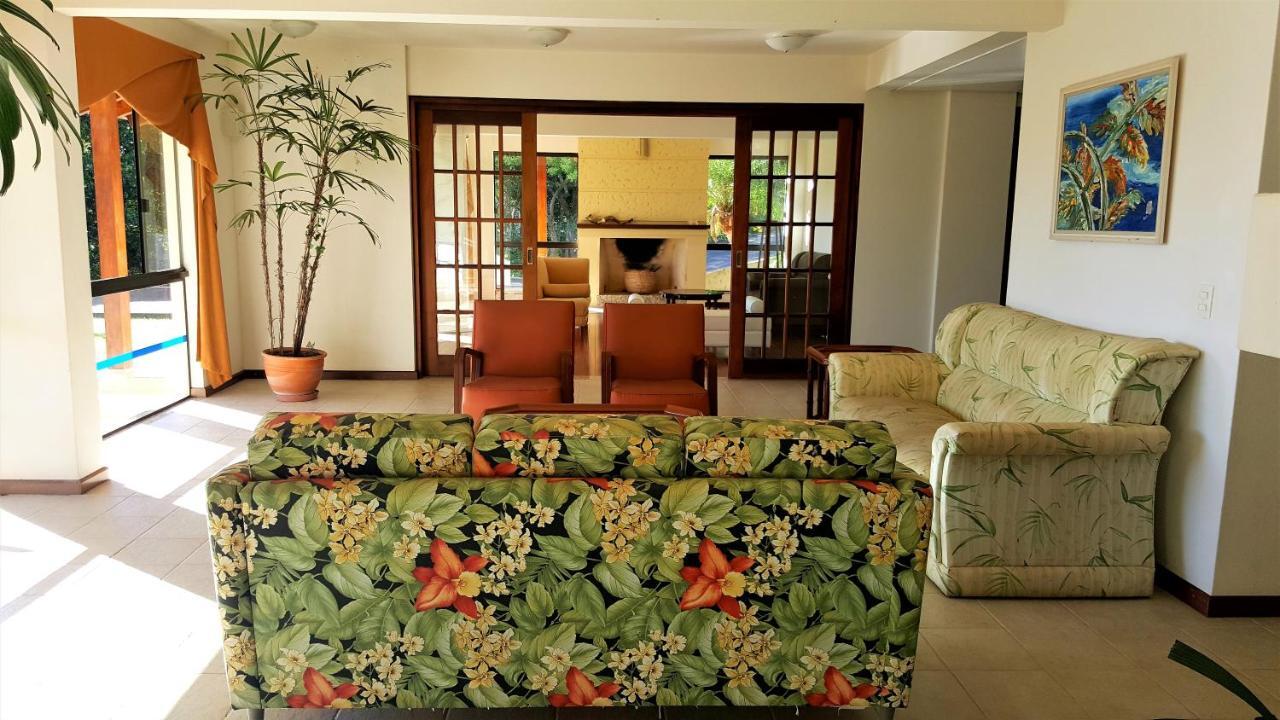 Ilha Da Gale Tourist Hotel Fazenda De Bombas 邦比尼亚斯 外观 照片