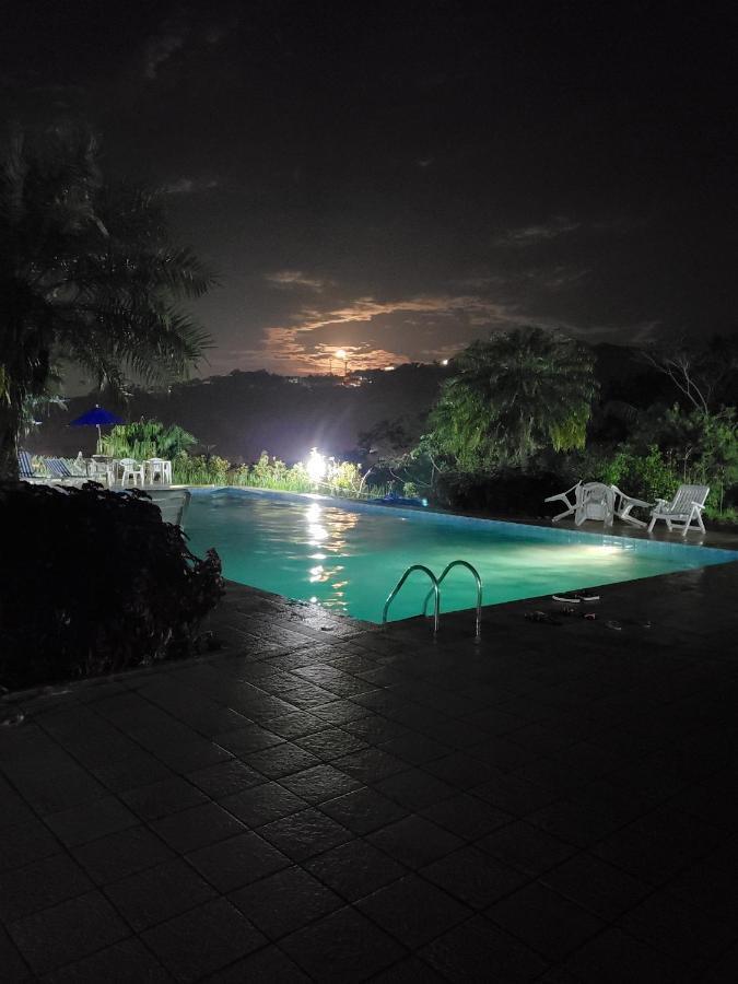 Ilha Da Gale Tourist Hotel Fazenda De Bombas 邦比尼亚斯 外观 照片
